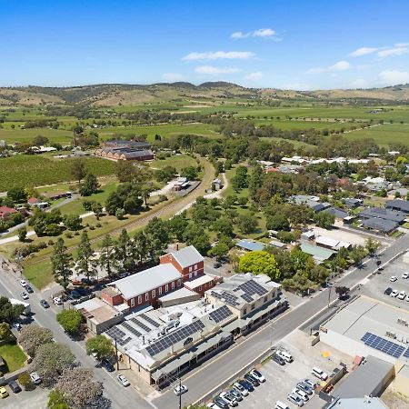 The Tanunda Club Guest Suites エクステリア 写真